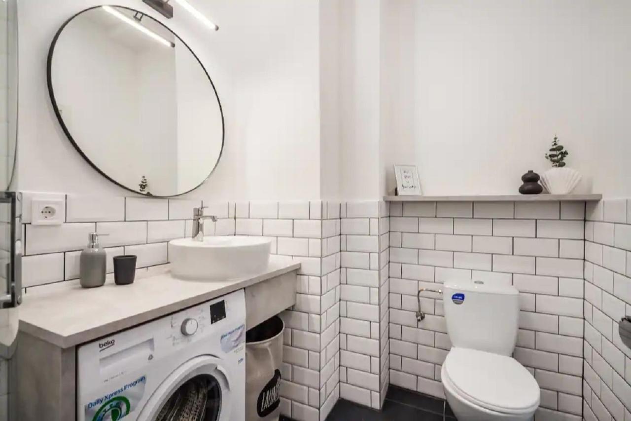 Trendy Design Apartment Budapest Luaran gambar
