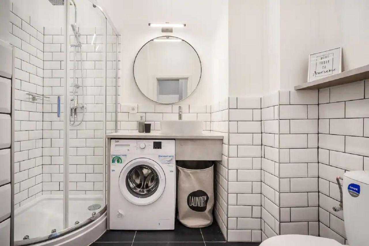 Trendy Design Apartment Budapest Luaran gambar
