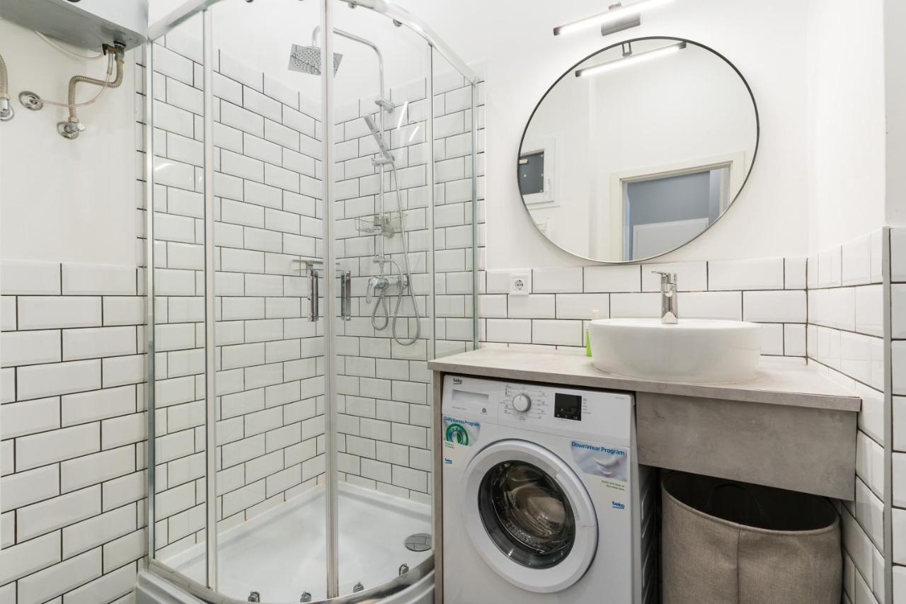 Trendy Design Apartment Budapest Luaran gambar