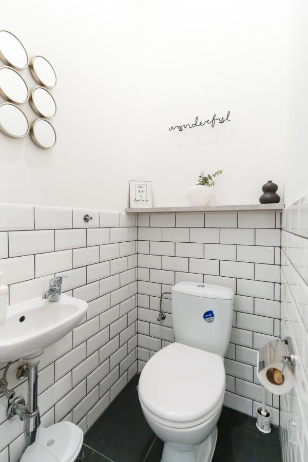 Trendy Design Apartment Budapest Luaran gambar