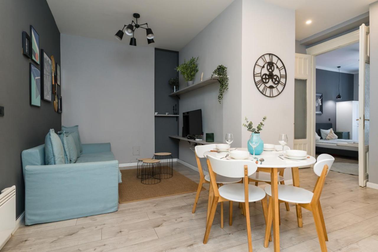 Trendy Design Apartment Budapest Luaran gambar